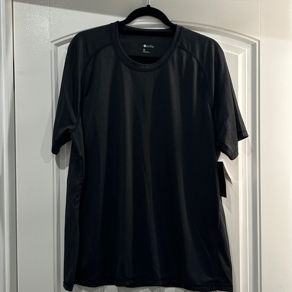 Zella Men's Dark Gray Short Sleeve Tee